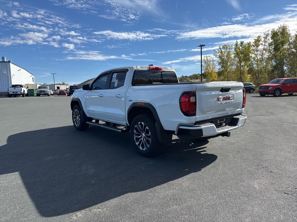 2024 GMC Canyon
