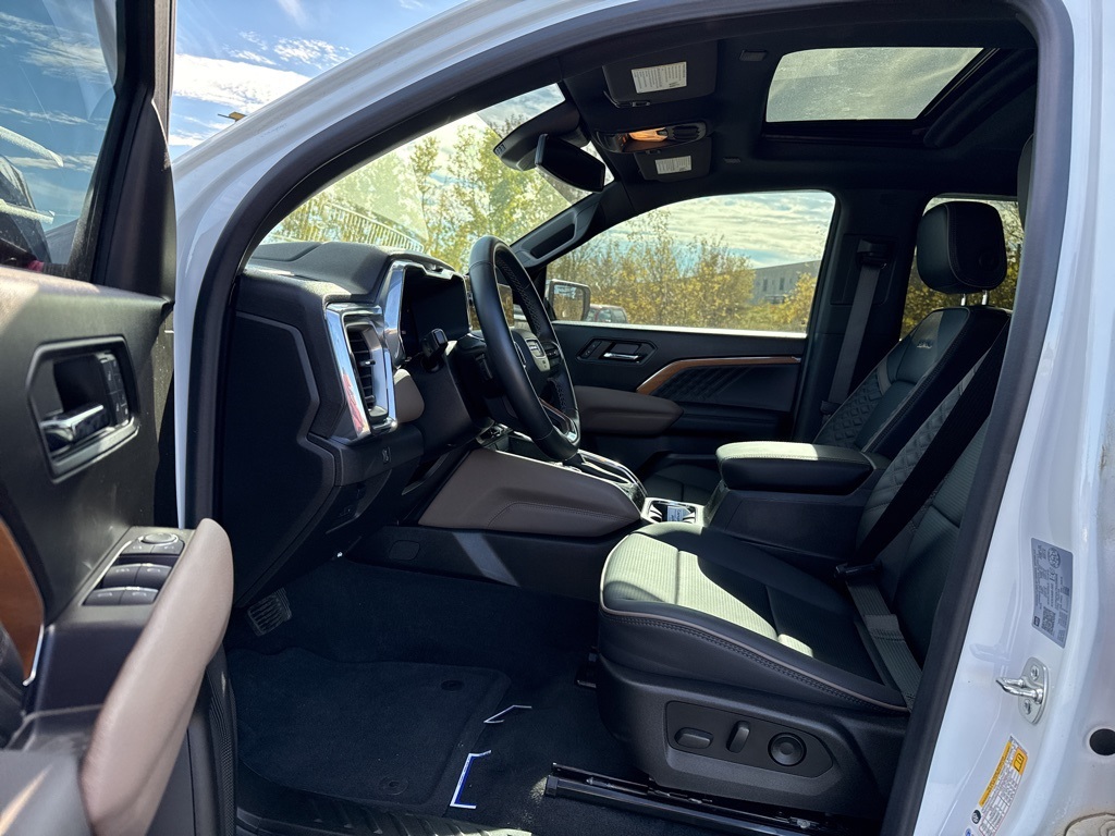 2024 GMC Canyon