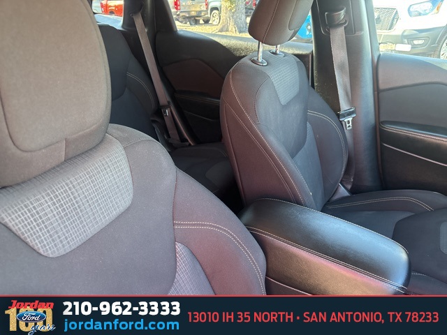 Used Car 2016 Jeep Cherokee  Latitude For Sale Under $10,000 In San Antonio, Texas