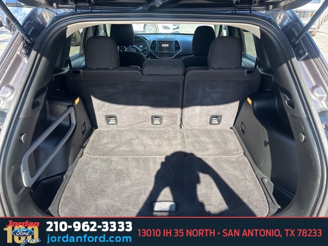 Used Car 2016 Jeep Cherokee  Latitude For Sale Under $10,000 In San Antonio, Texas