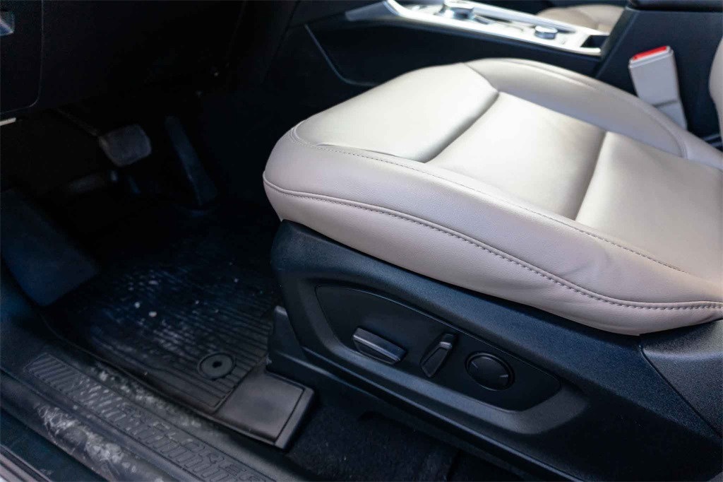 Used Car 2023 Ford Explorer  Xlt For Sale Under $40,000 In San Marcos, Texas