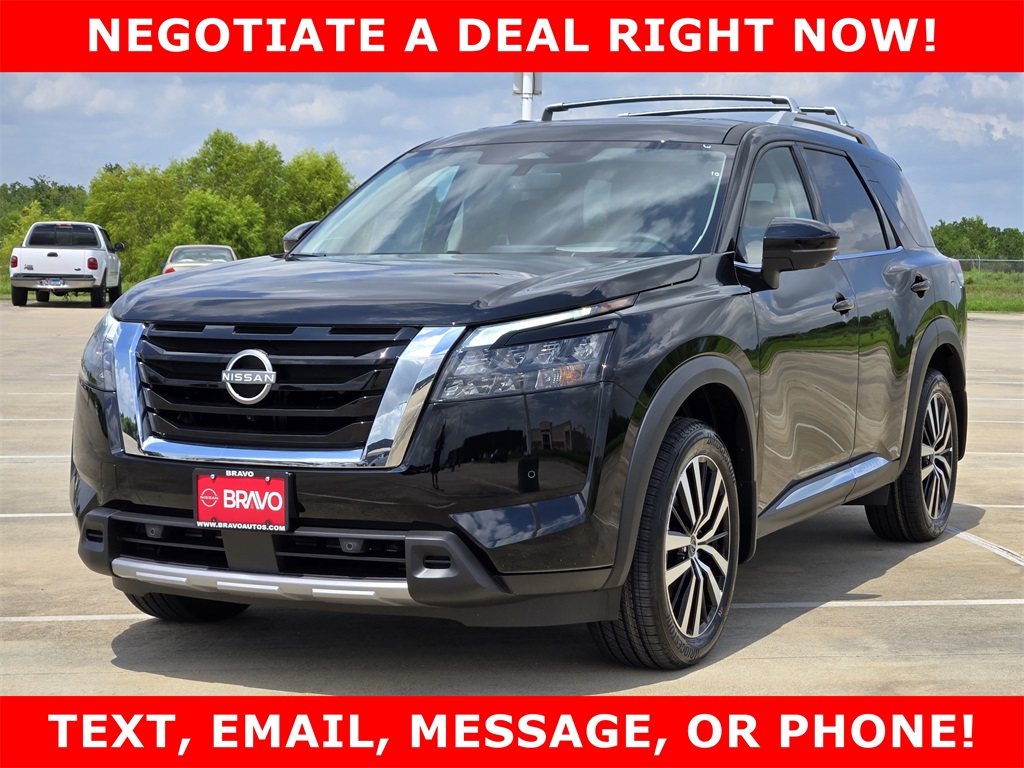 2025 Nissan Pathfinder Platinum