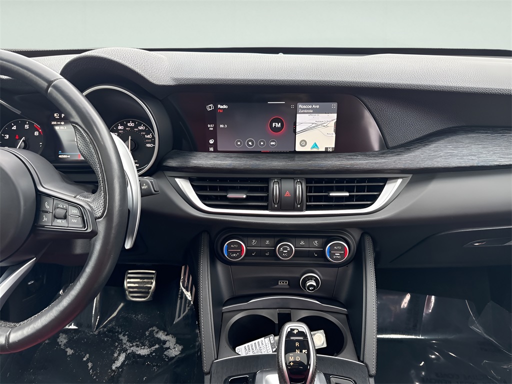 2022 Alfa Romeo Stelvio