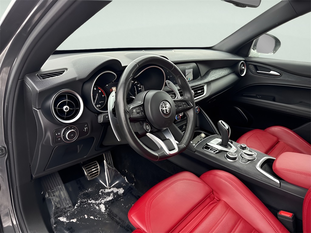 2022 Alfa Romeo Stelvio