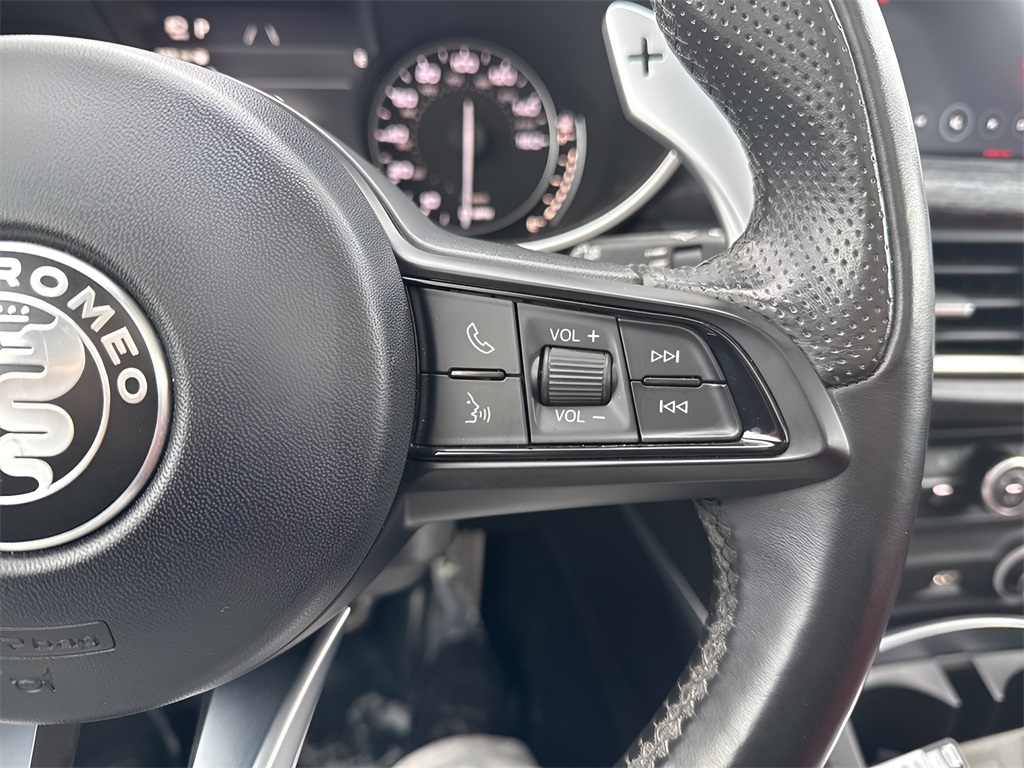 2022 Alfa Romeo Stelvio