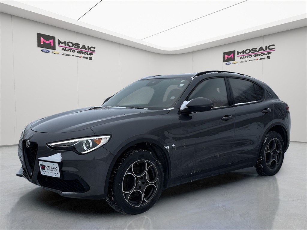 2022 Alfa Romeo Stelvio