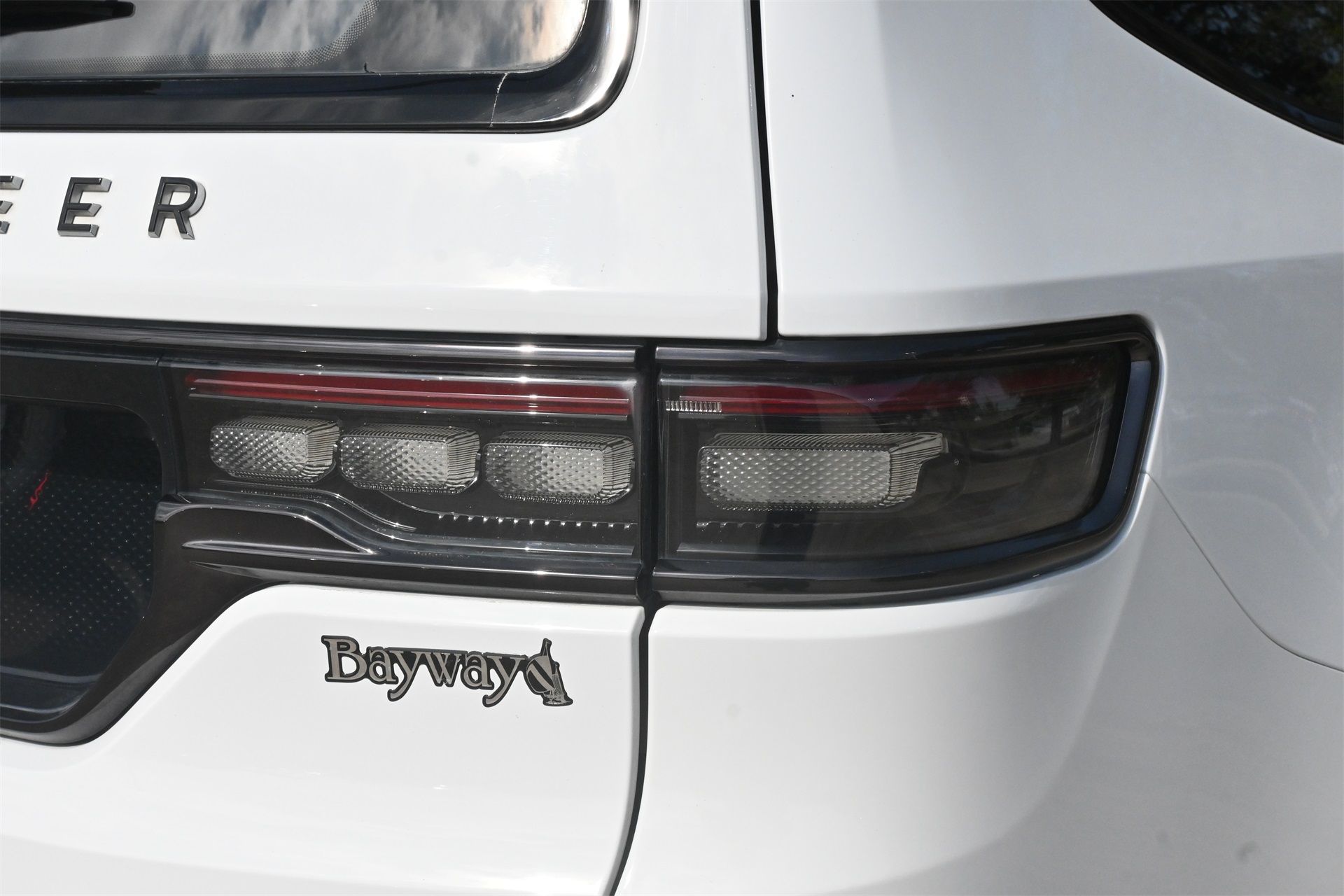 2022 Jeep Grand Wagoneer Series II White at Victoria Chrysler Dodge Jeep Ram