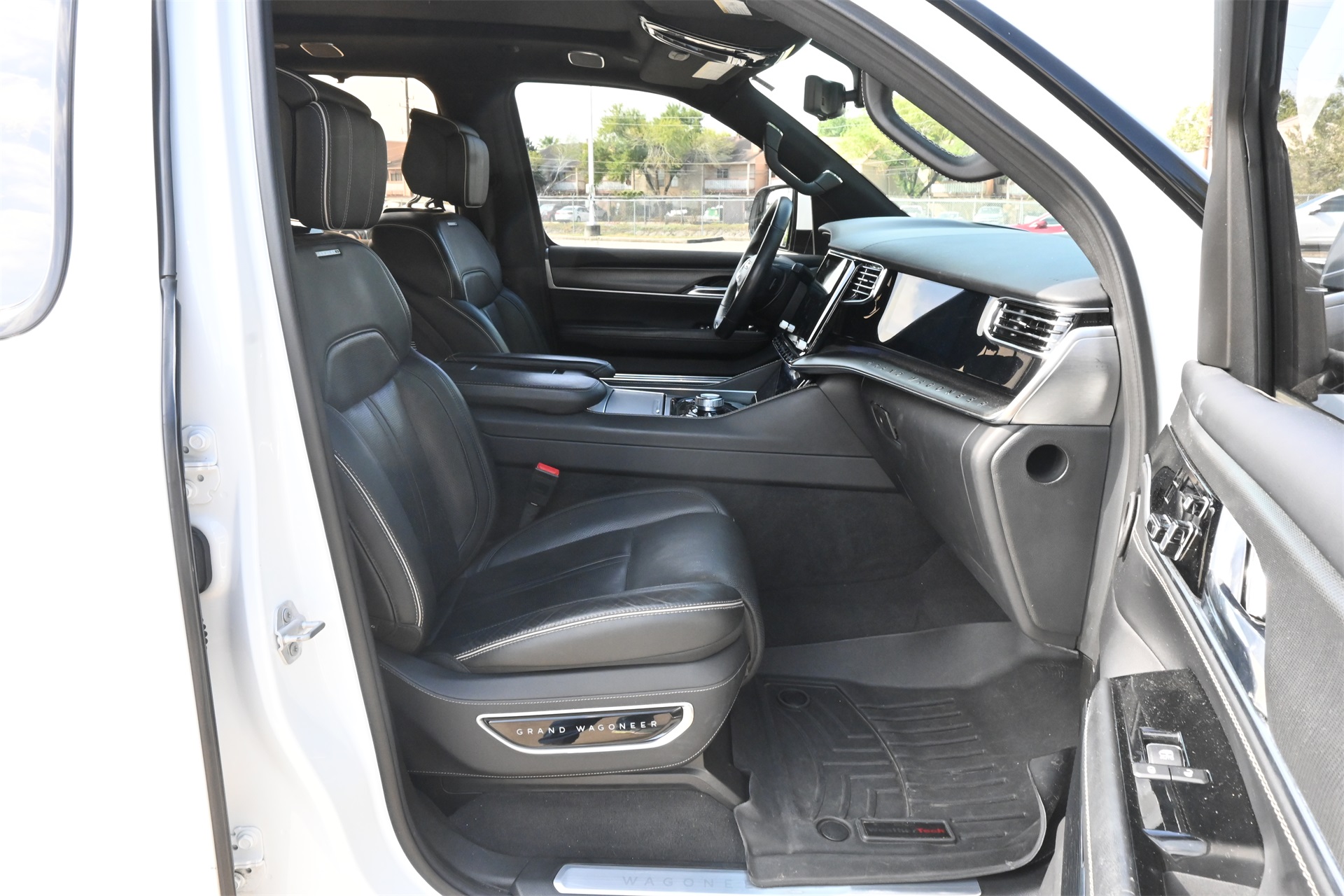 2022 Jeep Grand Wagoneer Series II White at Victoria Chrysler Dodge Jeep Ram