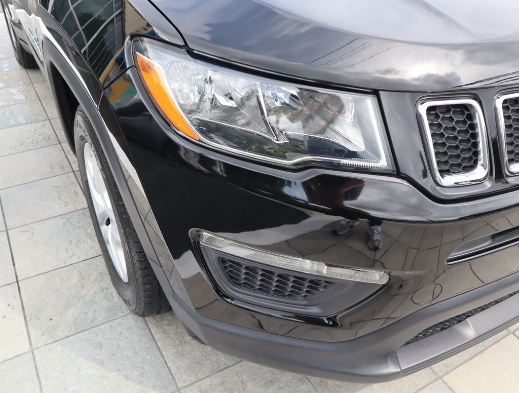 Thumbnail: 2020 Jeep Compass - 16