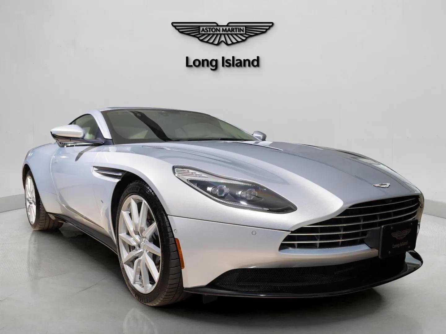 2017 Aston Martin DB11 AM5 photo 3