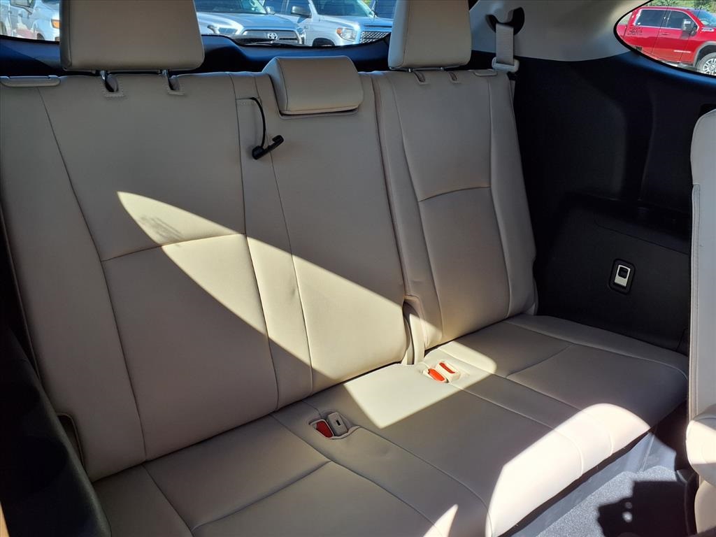 2021 Toyota Highlander XLE Blue at South Houston Nissan