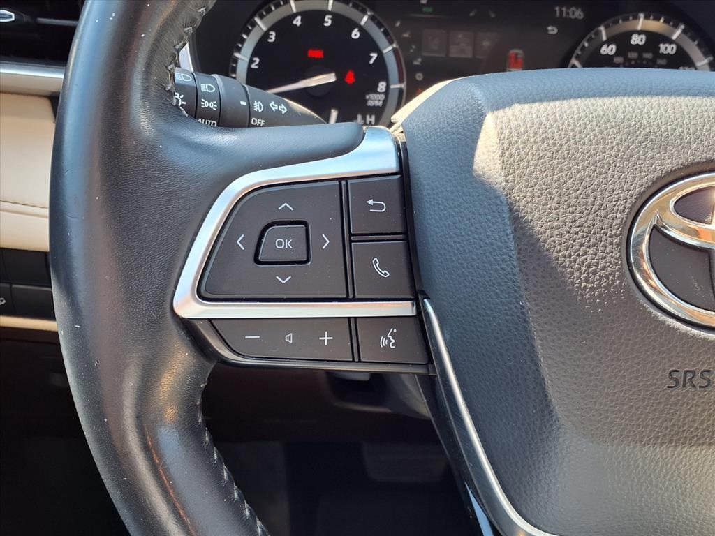 2021 Toyota Highlander XLE Blue at South Houston Nissan