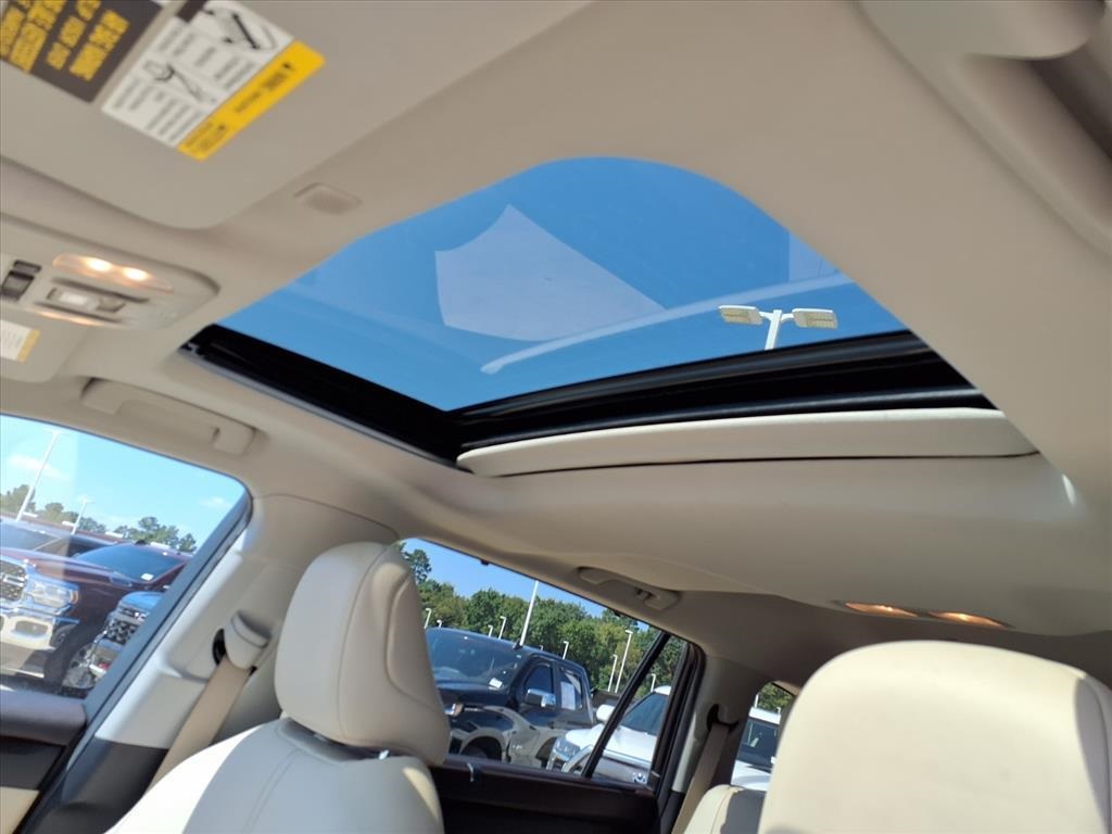 2021 Toyota Highlander XLE Blue at South Houston Nissan