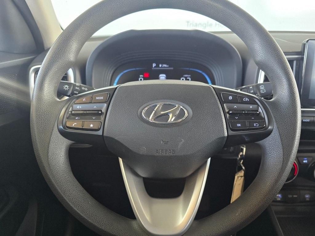Thumbnail: 2024 Hyundai Venue - 10