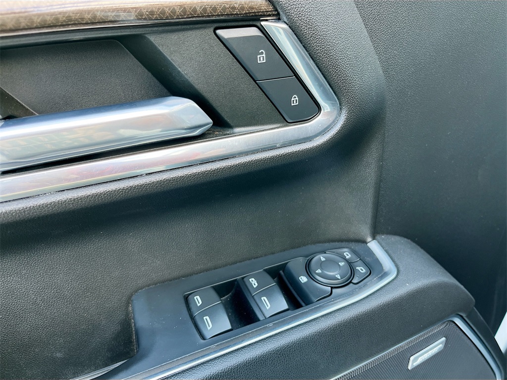 2022 Chevrolet Silverado 1500 LT Trail Boss White at Victoria Chrysler Dodge Jeep Ram