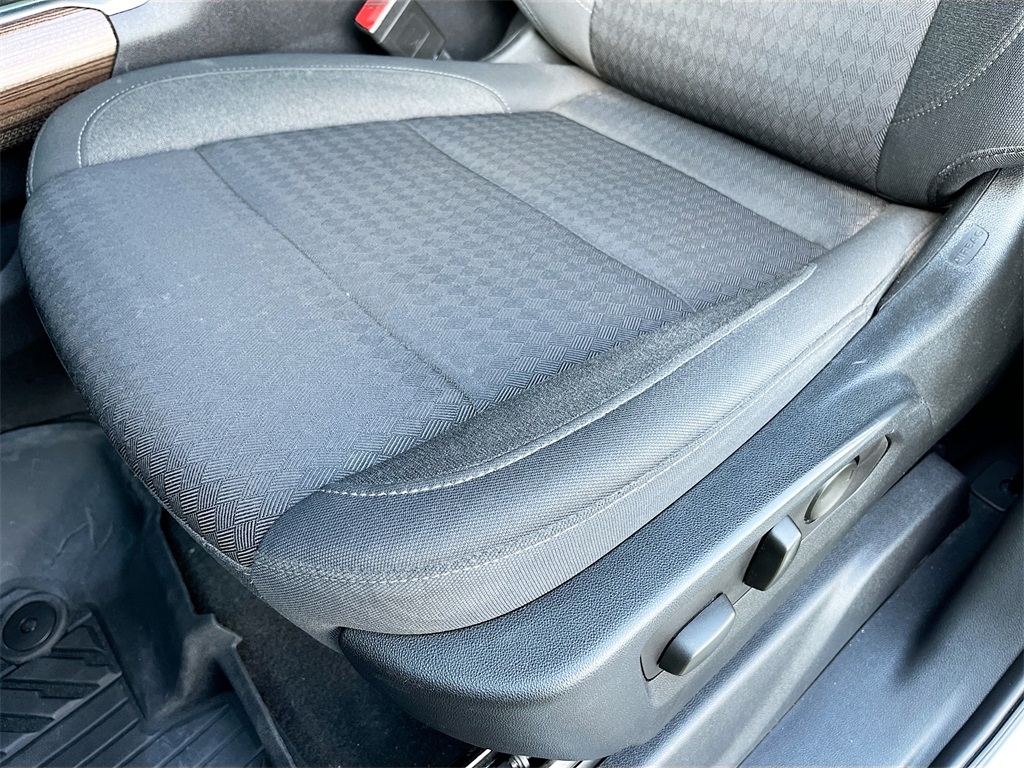 2022 Chevrolet Silverado 1500 LT Trail Boss White at Victoria Chrysler Dodge Jeep Ram