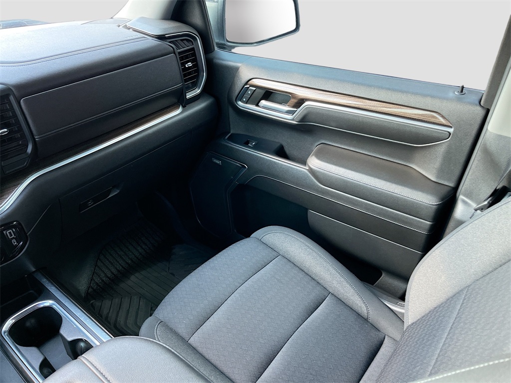 2022 Chevrolet Silverado 1500 LT Trail Boss White at Victoria Chrysler Dodge Jeep Ram