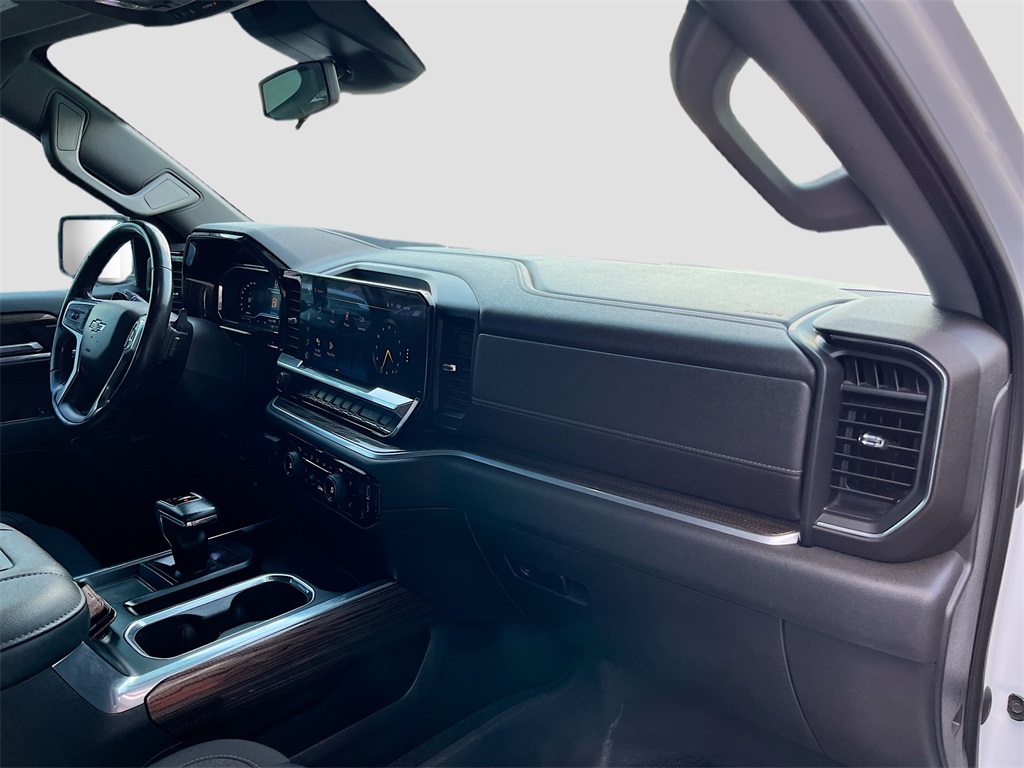 2022 Chevrolet Silverado 1500 LT Trail Boss White at Victoria Chrysler Dodge Jeep Ram