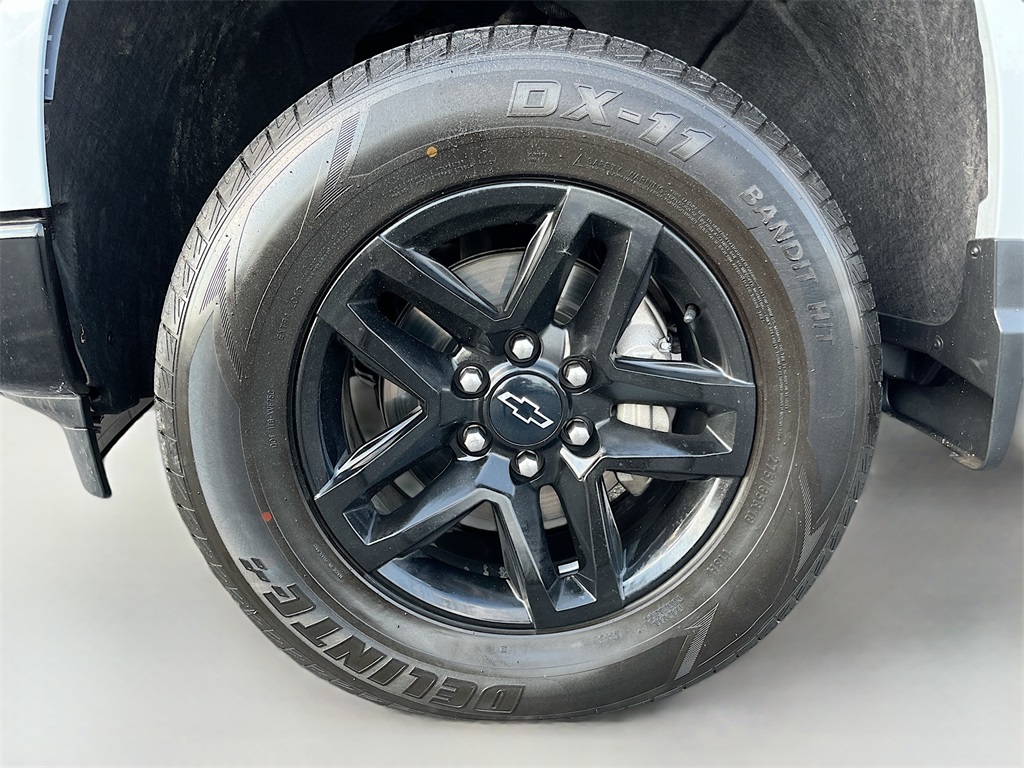 2022 Chevrolet Silverado 1500 LT Trail Boss White at Victoria Chrysler Dodge Jeep Ram