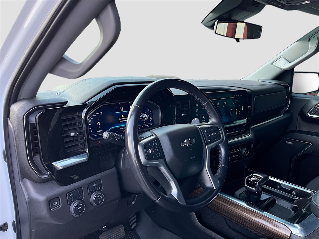 2022 Chevrolet Silverado 1500 LT Trail Boss White at Victoria Chrysler Dodge Jeep Ram