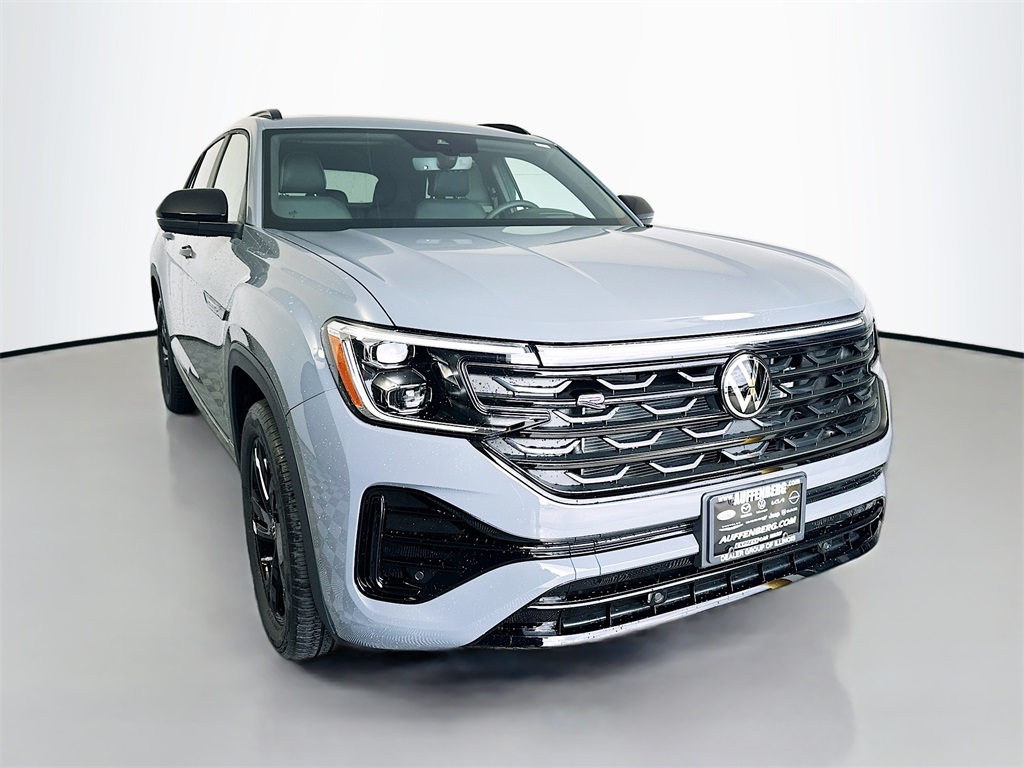 2026 Volkswagen Atlas Cross Sport SEL R-Line Black 4Motion