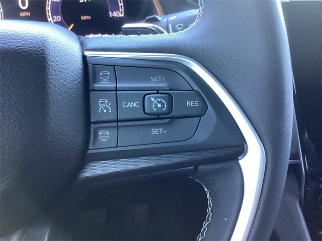 Used Car 2024 Jeep Grand Cherokee  Laredo For Sale Under $30,000 In San Antonio, Texas