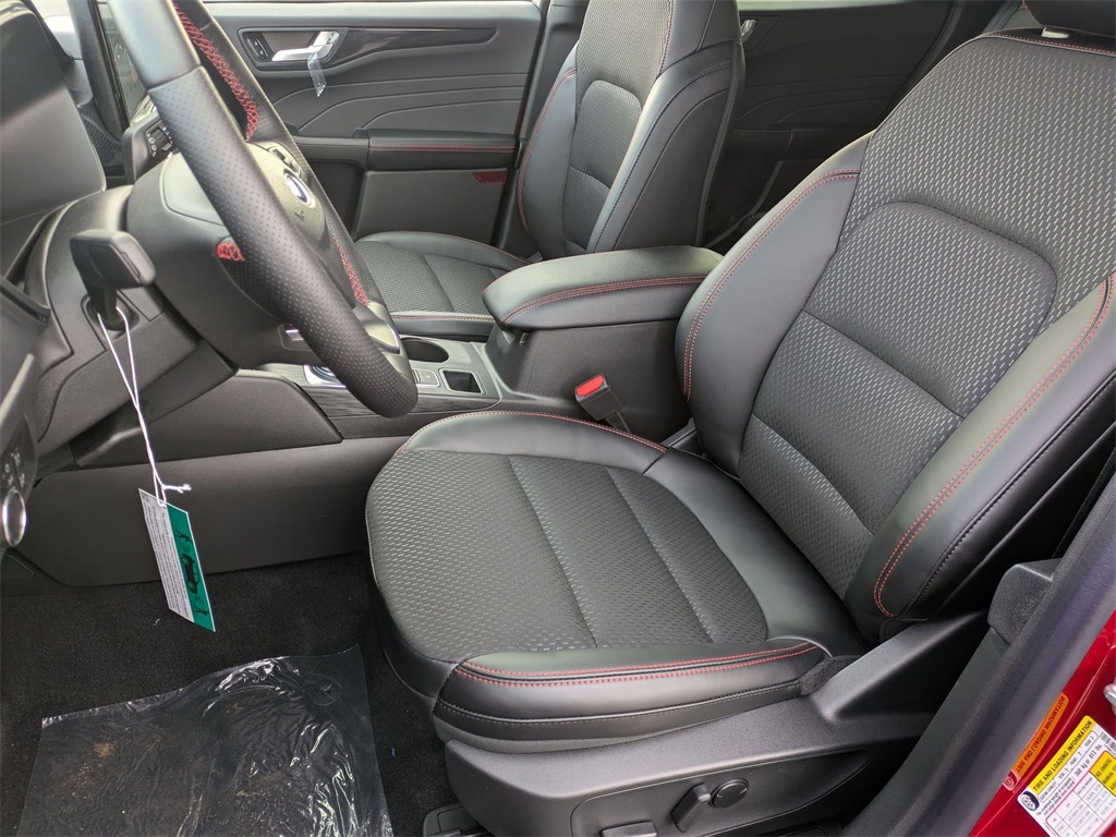 New 2025 Ford Escape For Sale in Findlay, OH