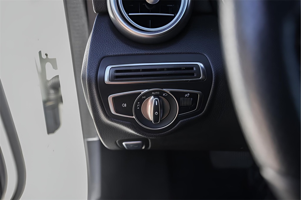 Used Car 2018 Mercedes-benz C-class  C 300 For Sale Under $25,000 In Austin, Texas