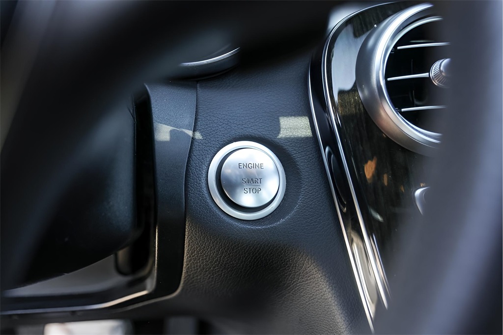 Used Car 2018 Mercedes-benz C-class  C 300 For Sale Under $25,000 In Austin, Texas