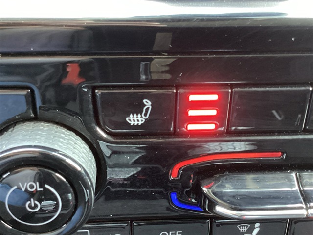 Used Car 2021 Jeep Grand Cherokee L  Limited For Sale Under $30,000 In San Antonio, Texas