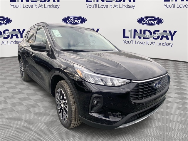 2026 Ford Escape Hybrid Plug-in FWD