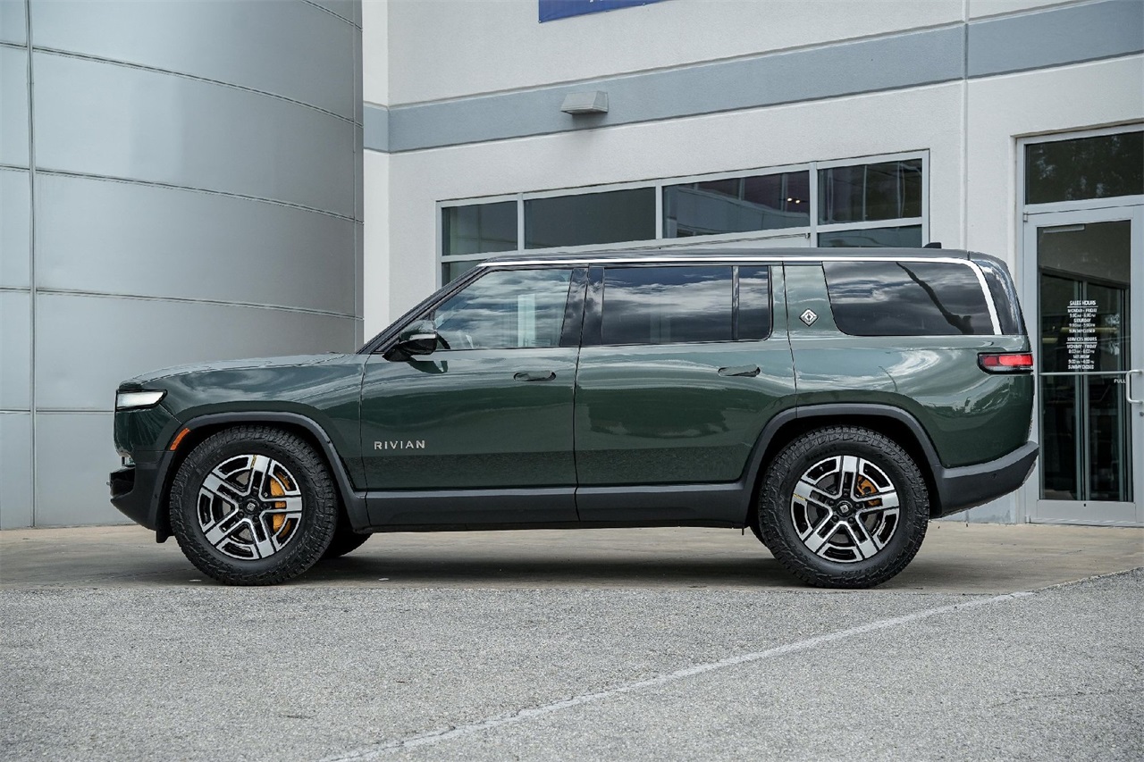 Used Car 2022 Rivian R1s  Launch Edition For Sale Under $70,000 In Austin, Texas
