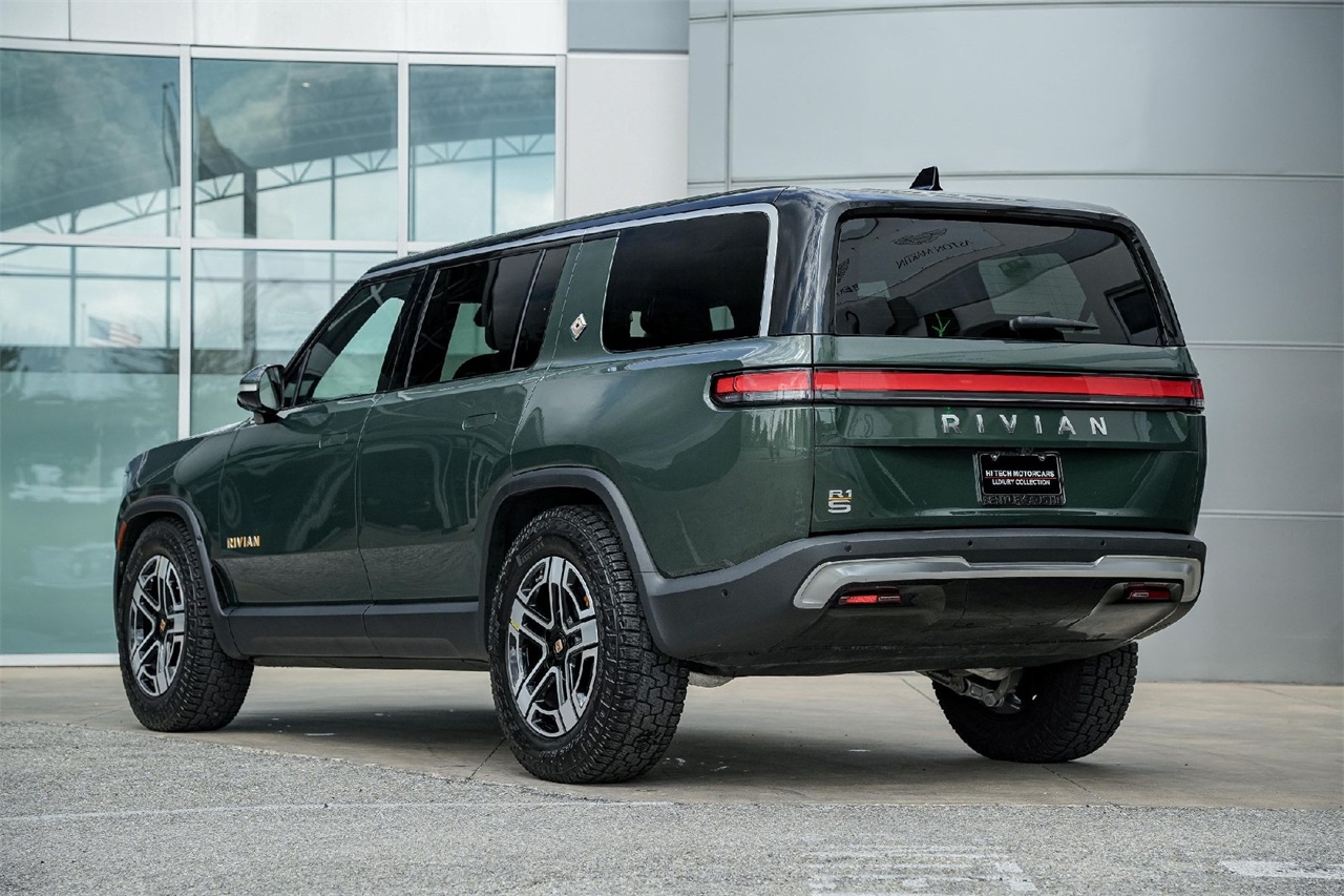 Used Car 2022 Rivian R1s  Launch Edition For Sale Under $70,000 In Austin, Texas
