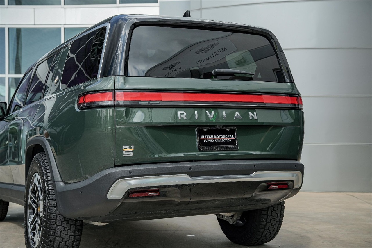 Used Car 2022 Rivian R1s  Launch Edition For Sale Under $70,000 In Austin, Texas