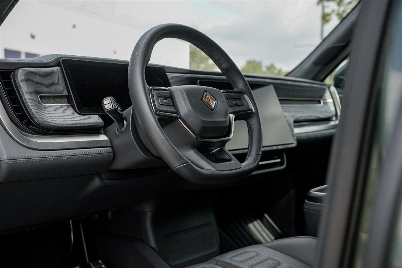 Used Car 2022 Rivian R1s  Launch Edition For Sale Under $70,000 In Austin, Texas