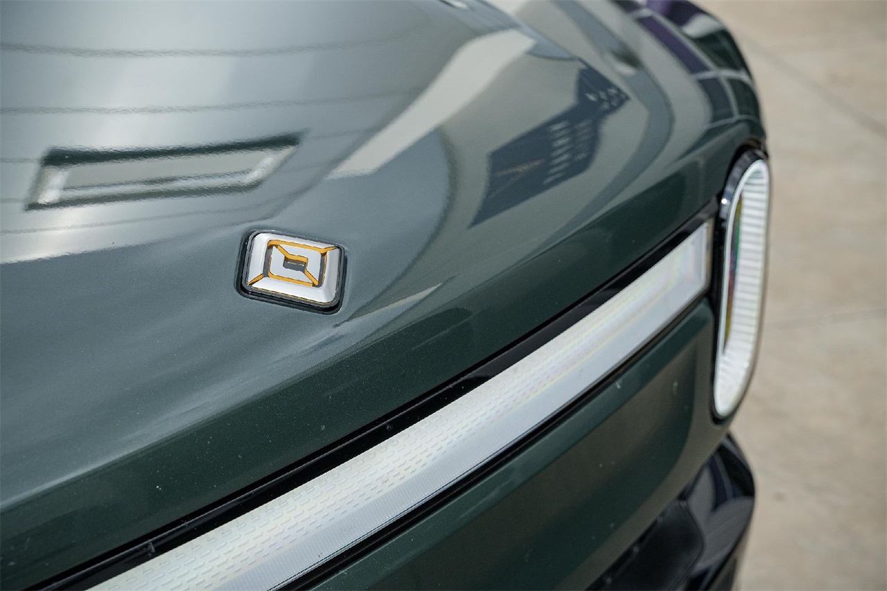 Used Car 2022 Rivian R1s  Launch Edition For Sale Under $70,000 In Austin, Texas