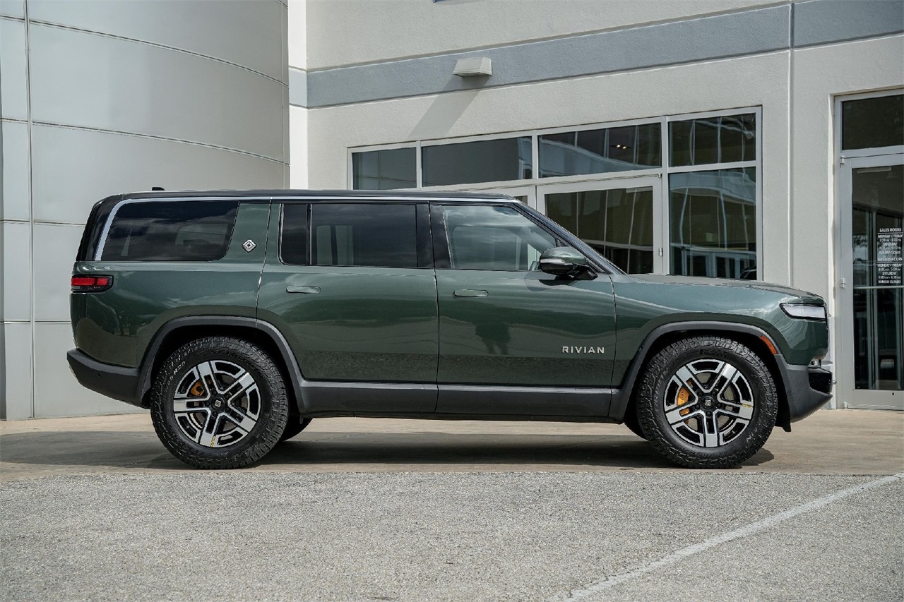 Used Car 2022 Rivian R1s  Launch Edition For Sale Under $70,000 In Austin, Texas