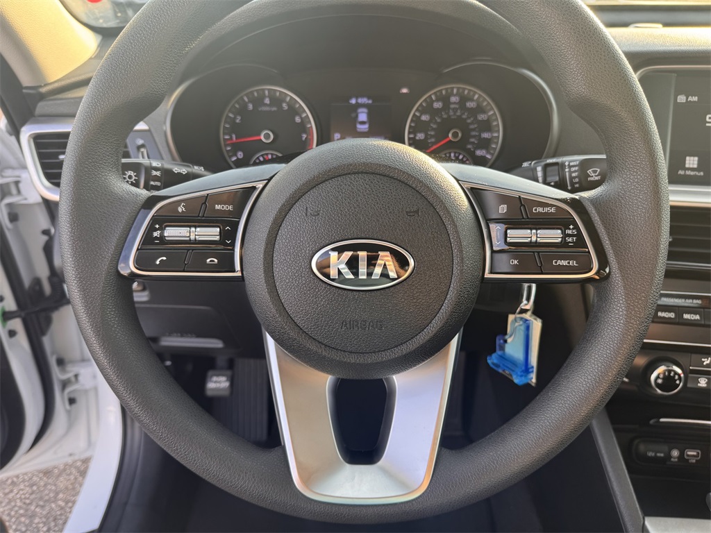 2019 Kia Optima LX White at Community Kia