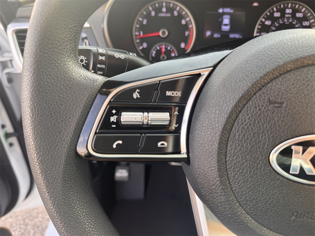 2019 Kia Optima LX White at Community Kia