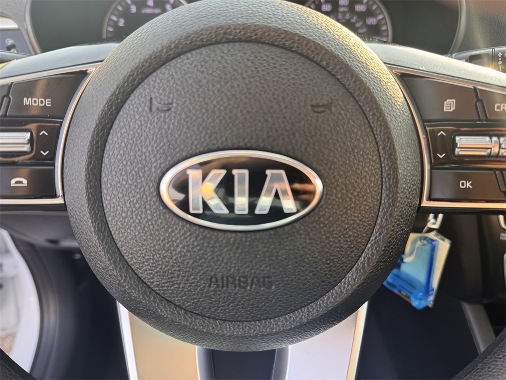 2019 Kia Optima LX White at Community Kia