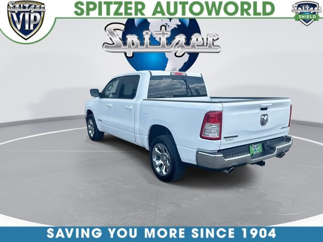 View vehicle photo 7