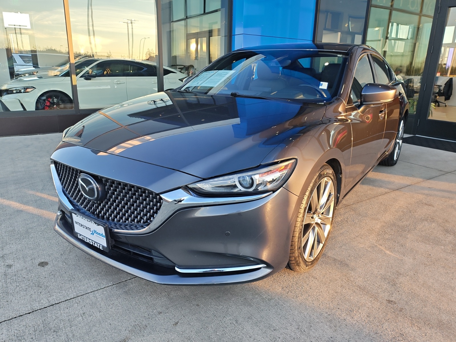 2018 Mazda MAZDA6 Signature Sedan FWD