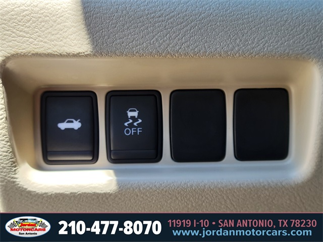 Used Car 2016 Nissan Maxima  3.5 Sv For Sale Under $20,000 In San Antonio, Texas