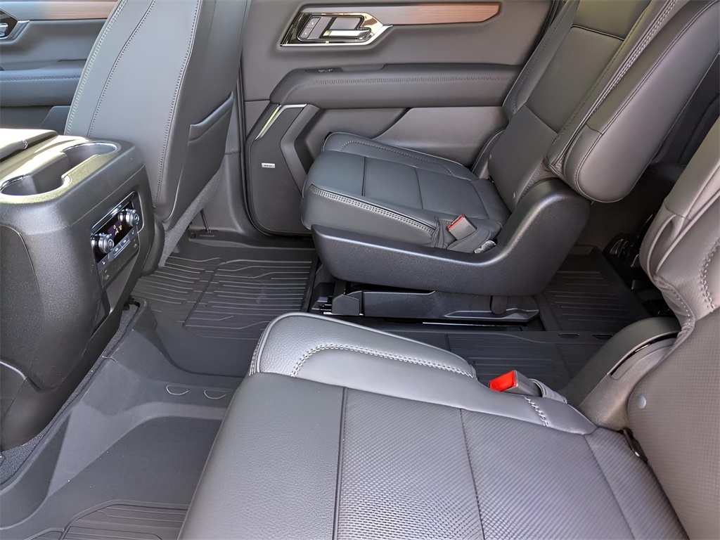 New Car 2025 Gmc Yukon Xl  Denali For Sale Under $100,000 In Austin, Texas