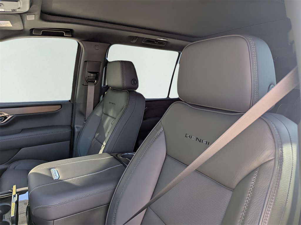 New Car 2025 Gmc Yukon Xl  Denali For Sale Under $100,000 In Austin, Texas