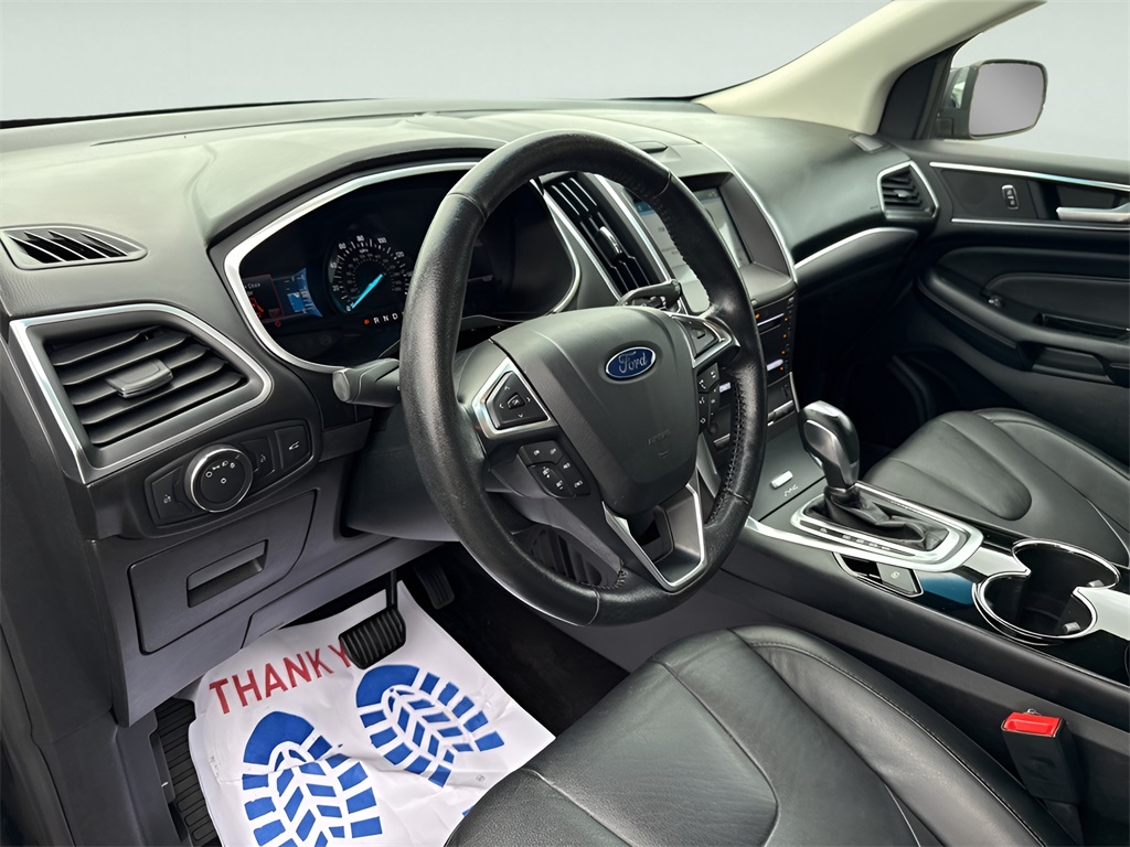 2016 Ford Edge