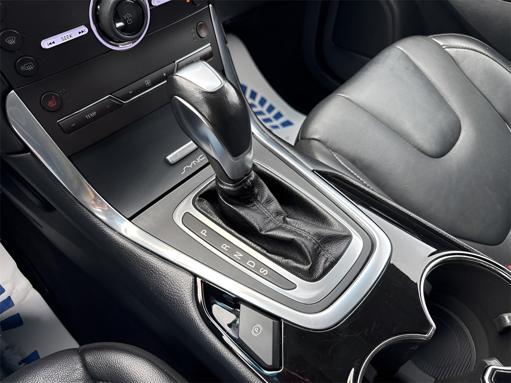 2016 Ford Edge