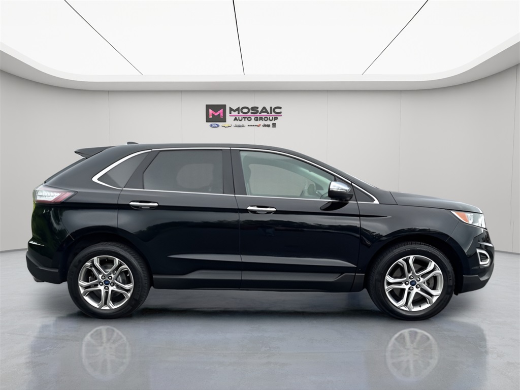2016 Ford Edge