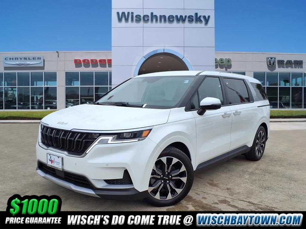 2024 Kia Carnival EX White at Toyota of Victoria