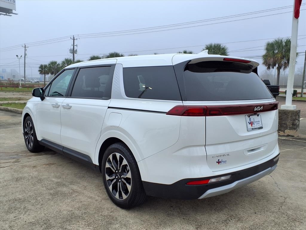 2024 Kia Carnival EX White at Toyota of Victoria